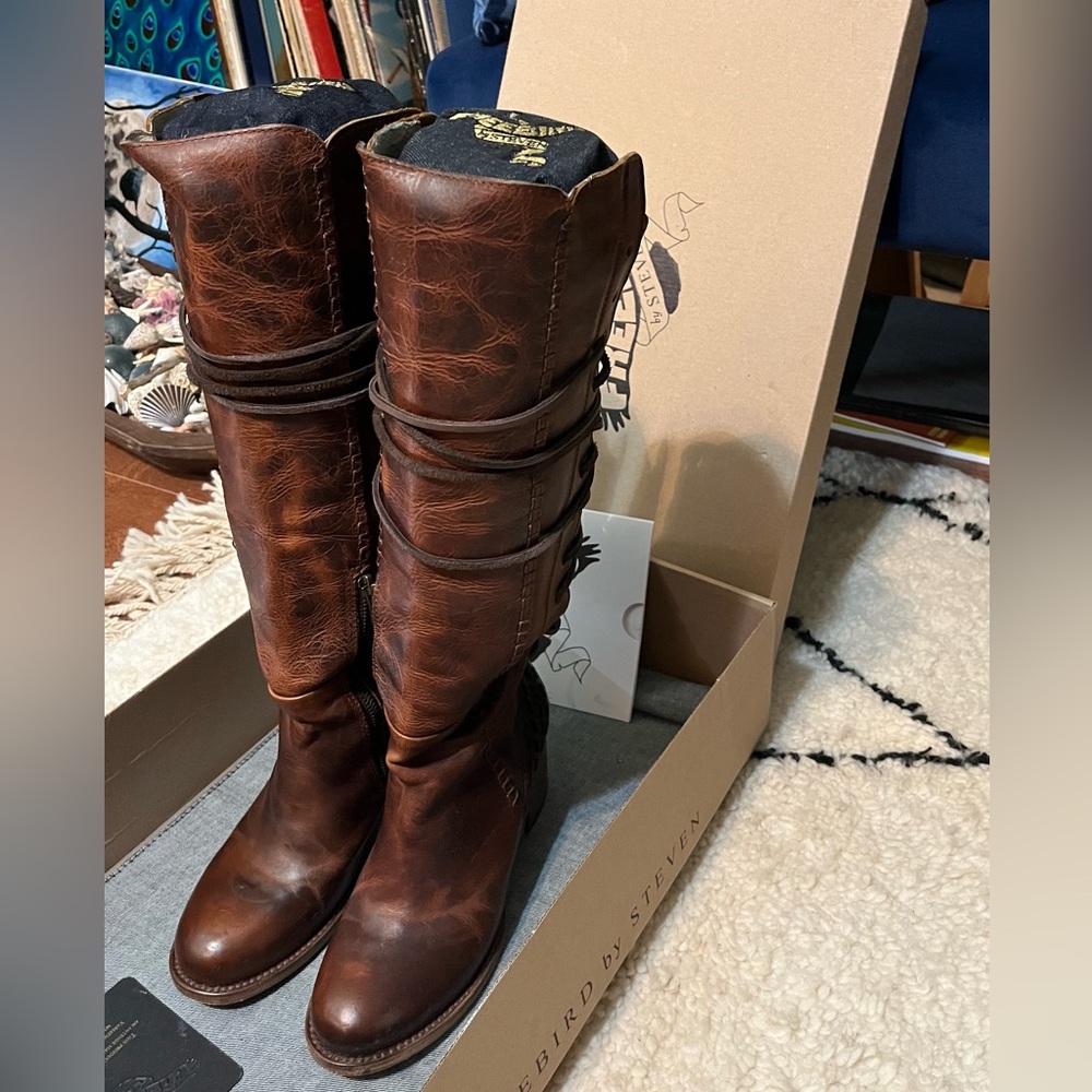 Freebird by Steven Carver boot sz 7 cognac like new worn twice! Great gift idea!
